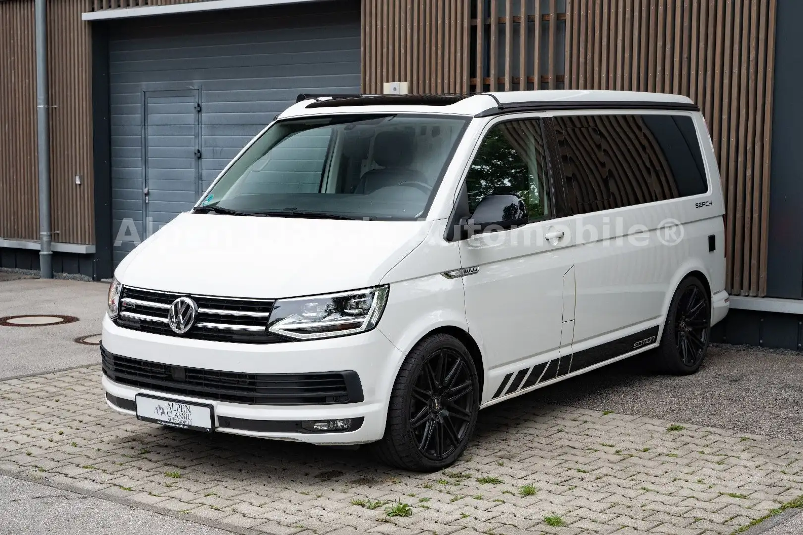 Volkswagen T6 California Beach Edition Ausgebaut ACC, STHZ Weiß - 1
