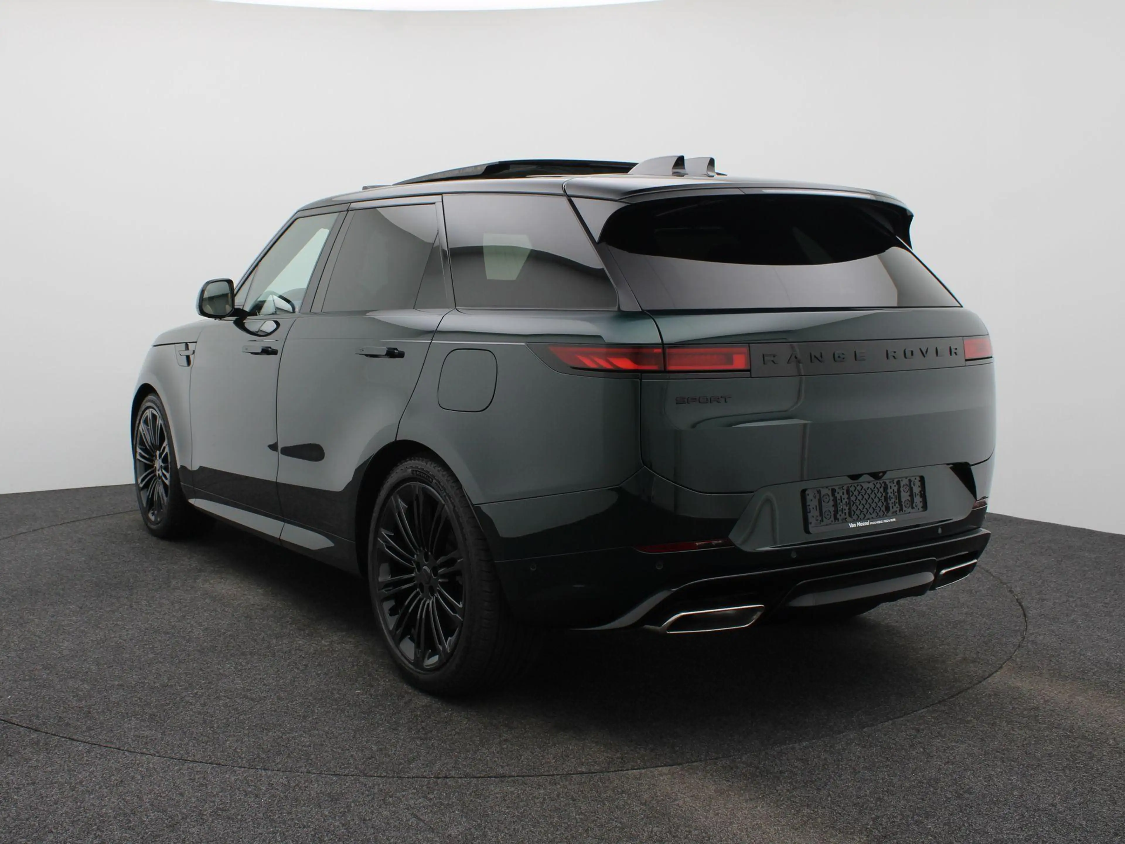 Land Rover Range Rover Sport 3.0 P550e Autobiography Edition PHEV — photo 2