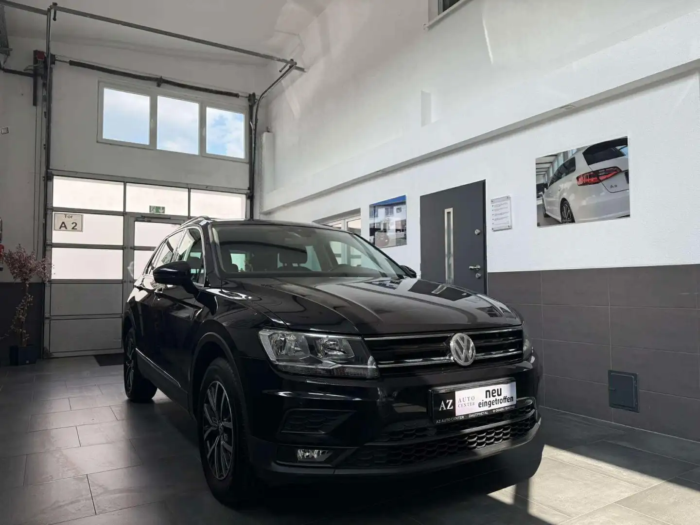 Volkswagen Tiguan 2.0 TDI BMT Comfortline  4Motion/AHK/PDC Negro - 2