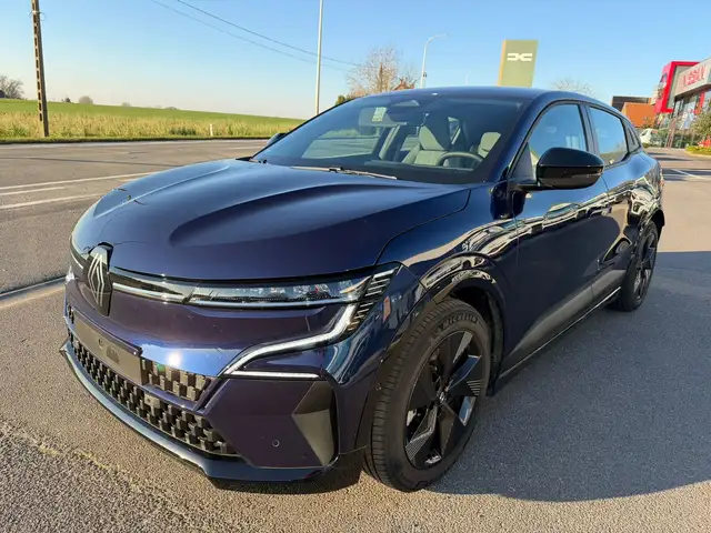 Renault Megane E-Tech evolution 130 hp comfort range