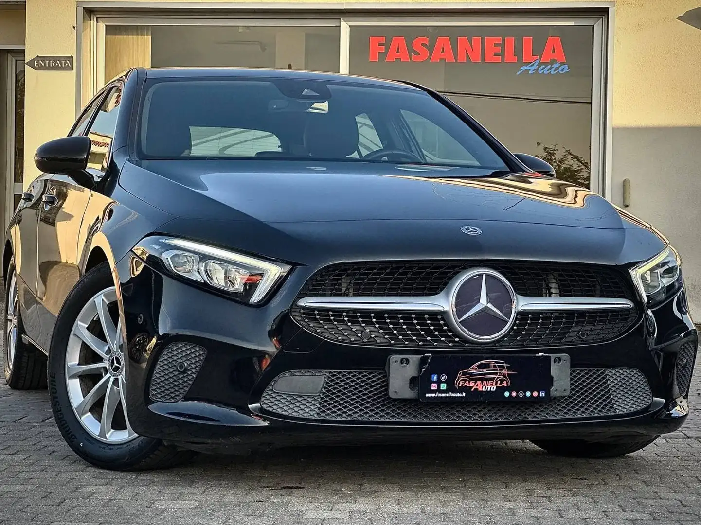 Mercedes-Benz A 180 d AUTOMATIC SPORT - UNIPRO' - GARANZIA Nero - 1
