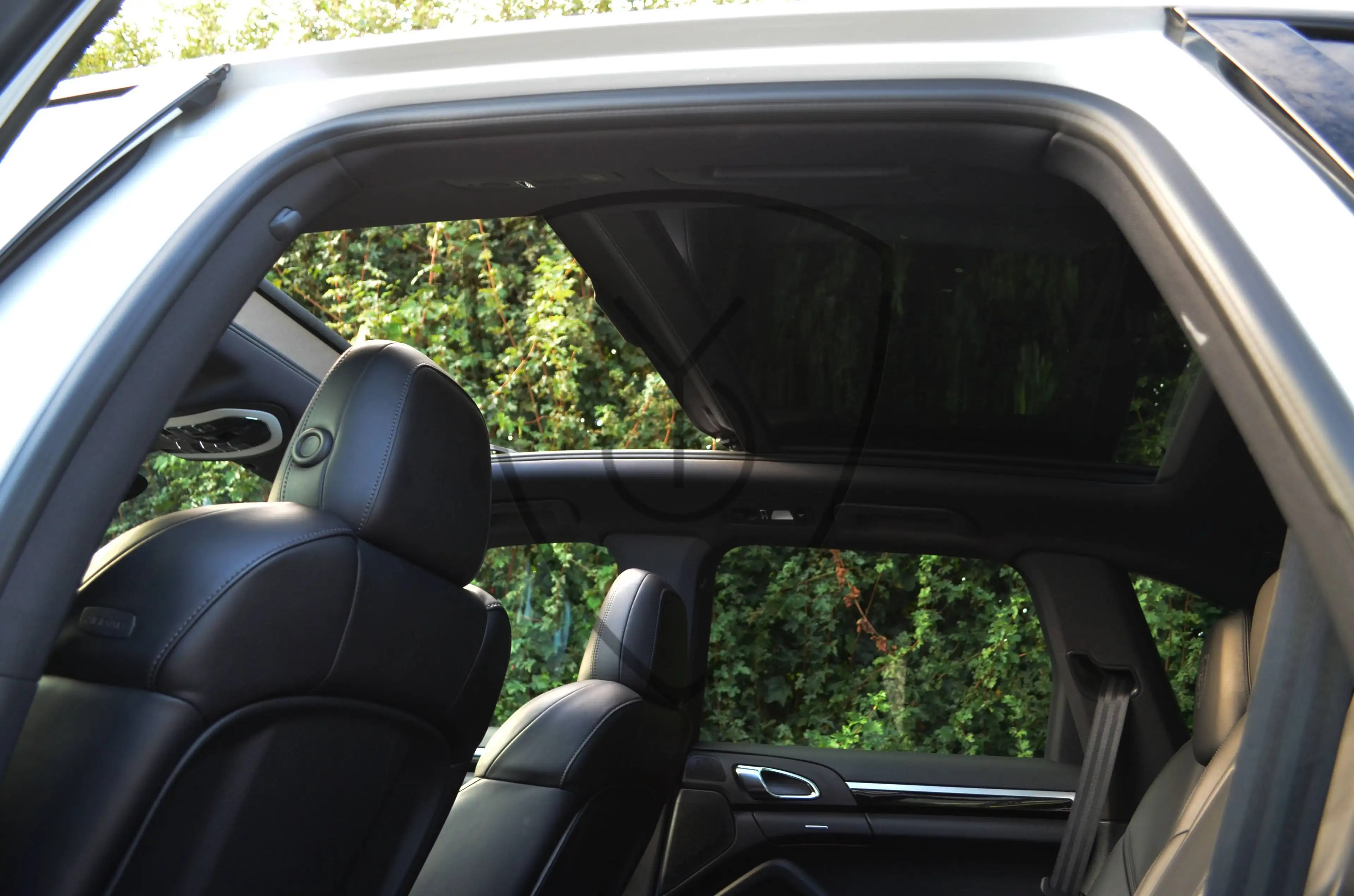 Porsche Cayenne Cayenne 3.0TD Platinum Edition * PANORAMA * 21 INCH TURBO III * FULL LED PDLS — photo 13