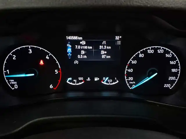 Ford Transit view 14