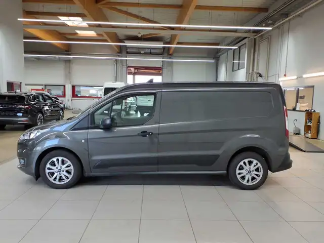 Ford Transit view 6
