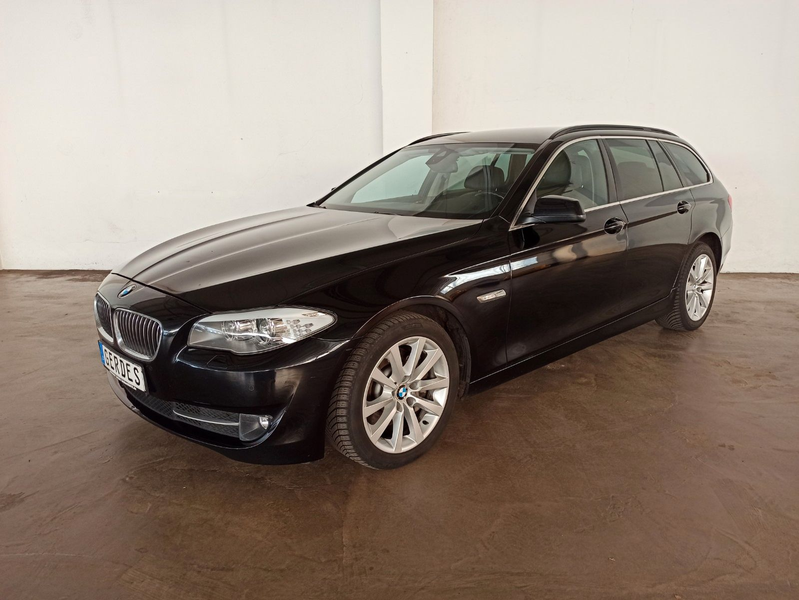BMW 530 5 Touring 530d "Kundenauftrag" — photo 2