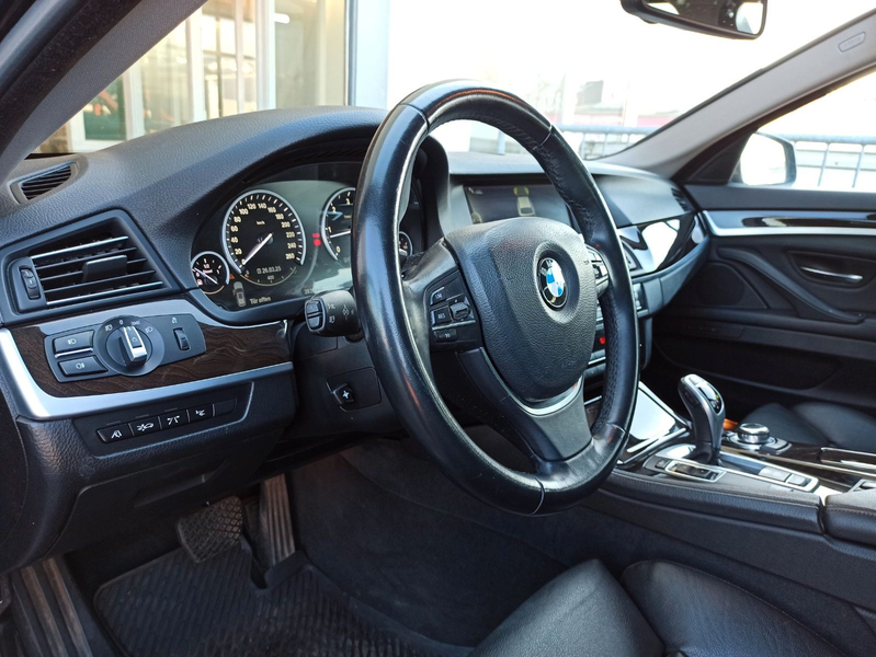 BMW 530 5 Touring 530d "Kundenauftrag" — photo 12