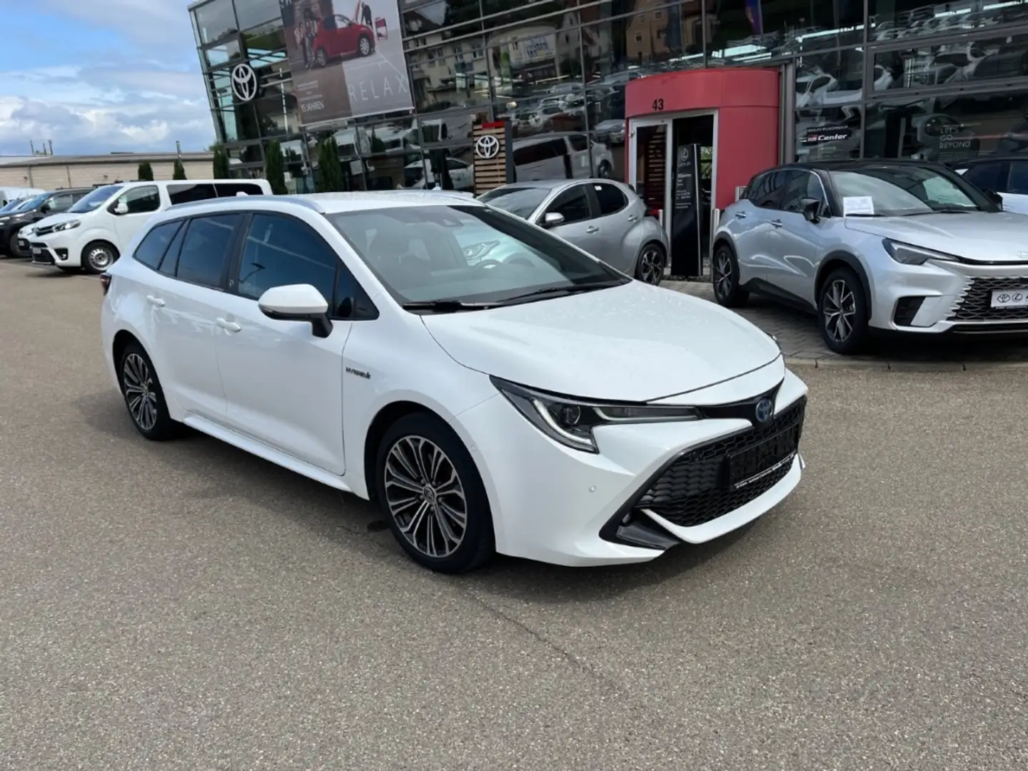 Toyota Corolla Touring Sports Hybrid Team D 2.0l -AHK Blanc - 2