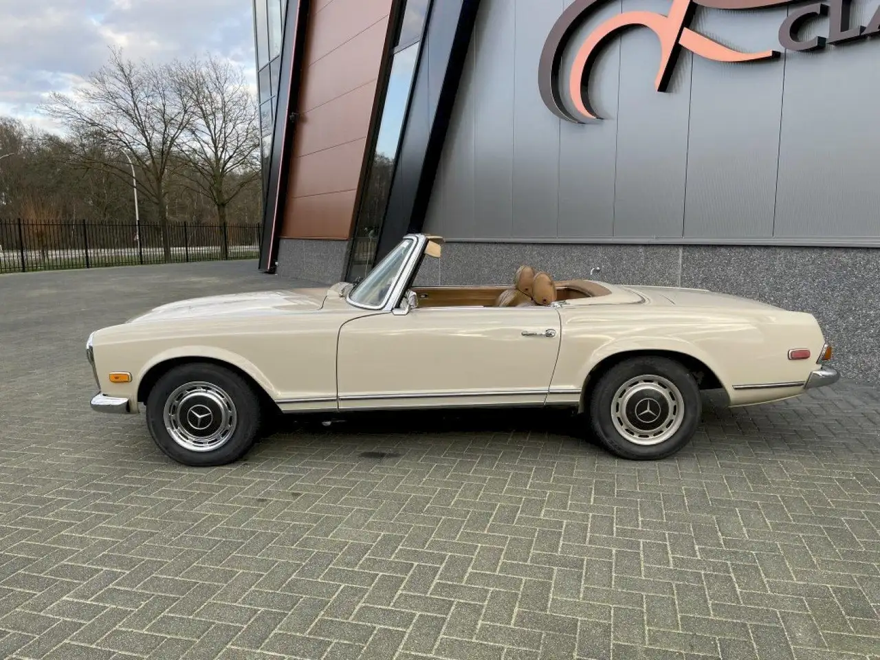 Mercedes-Benz SL 280 W113 Pagode, foto 5