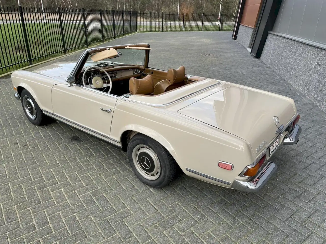 Mercedes-Benz SL 280 W113 Pagode, foto 10