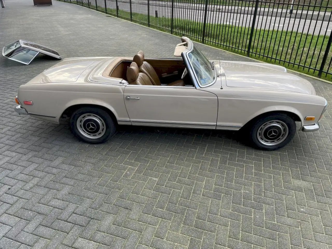 Mercedes-Benz SL 280 W113 Pagode, foto 9