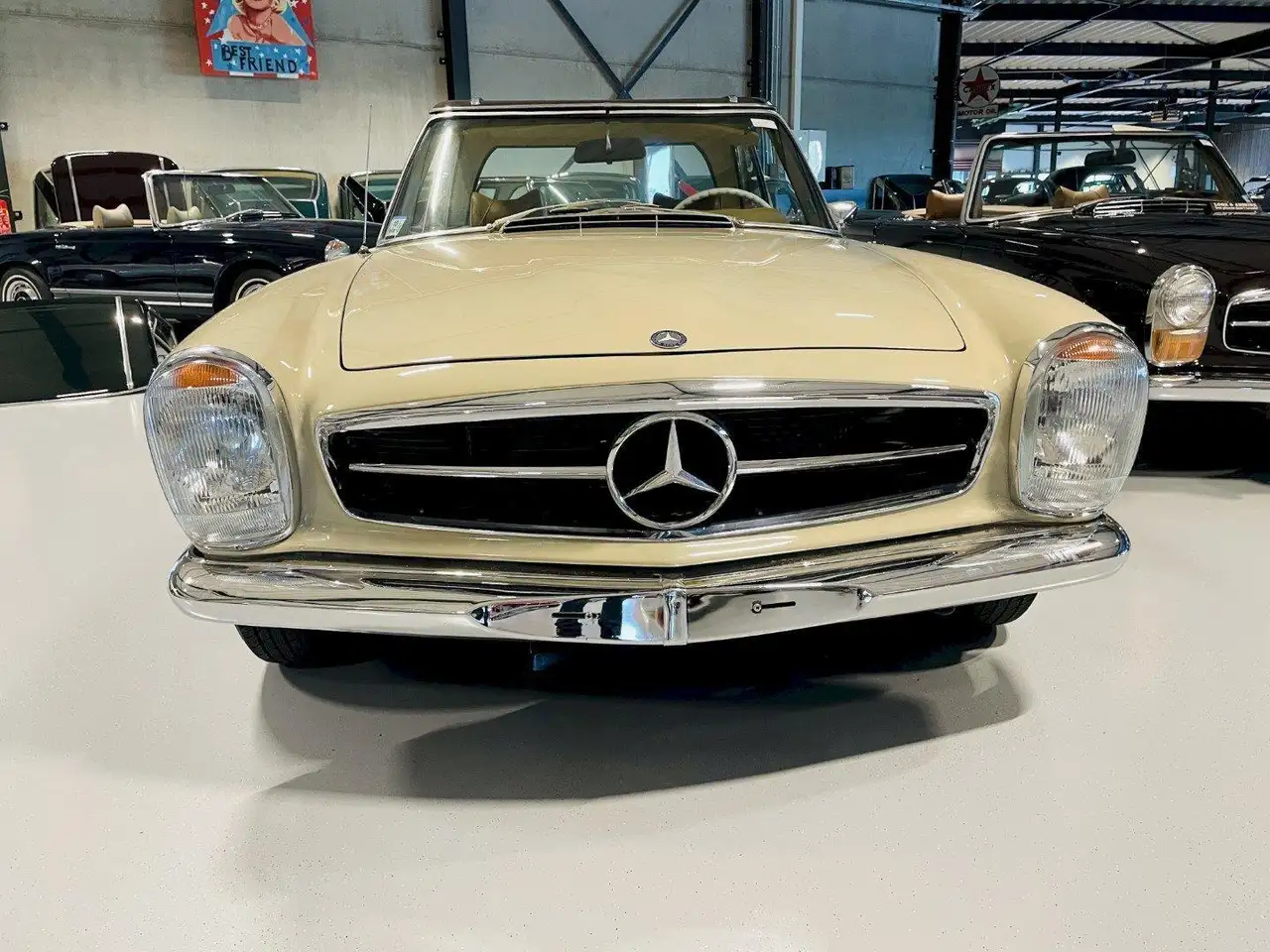 Mercedes-Benz SL 280 W113 Pagode, foto 6