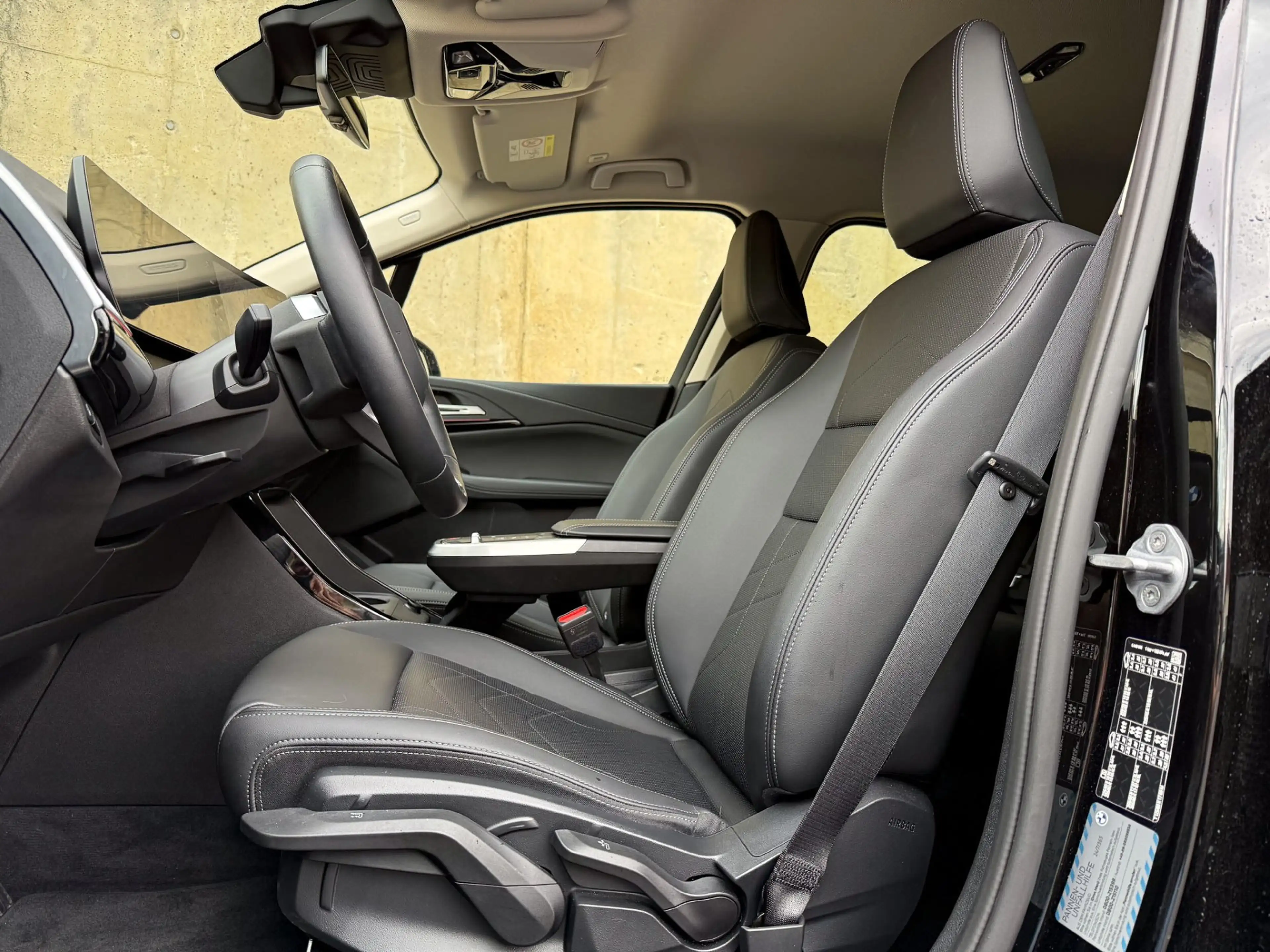 BMW 218 i Active Tourer Luxury Line — photo 13