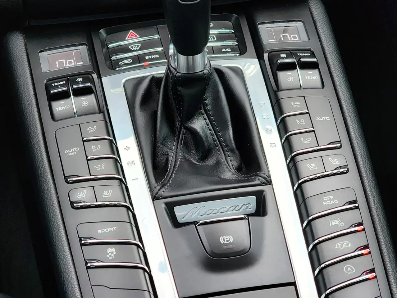Porsche Macan снимка Porsche Macan