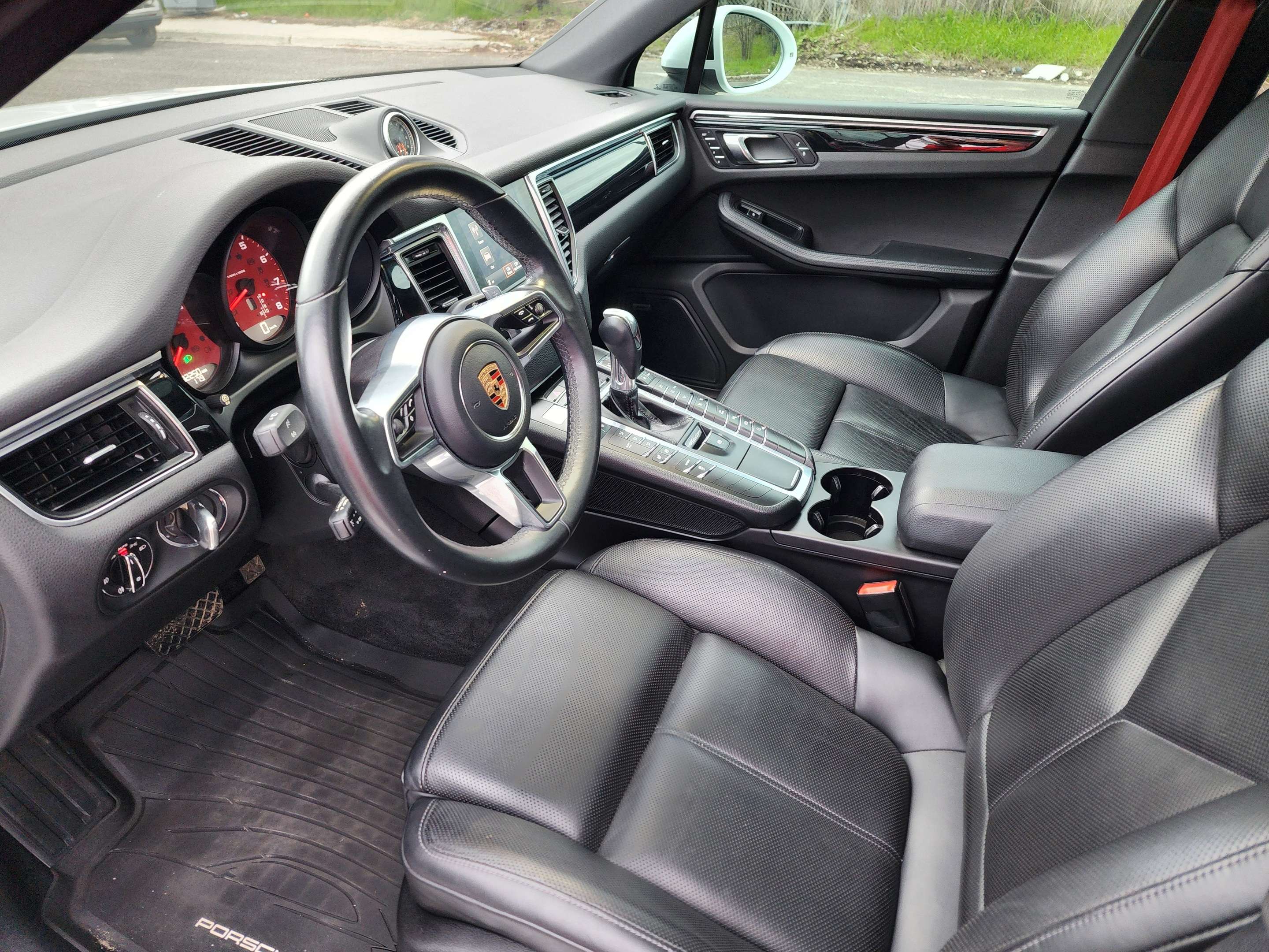 2017 Porsche Macan S w/Premium Pkg Plus | No Accidents! alt 5