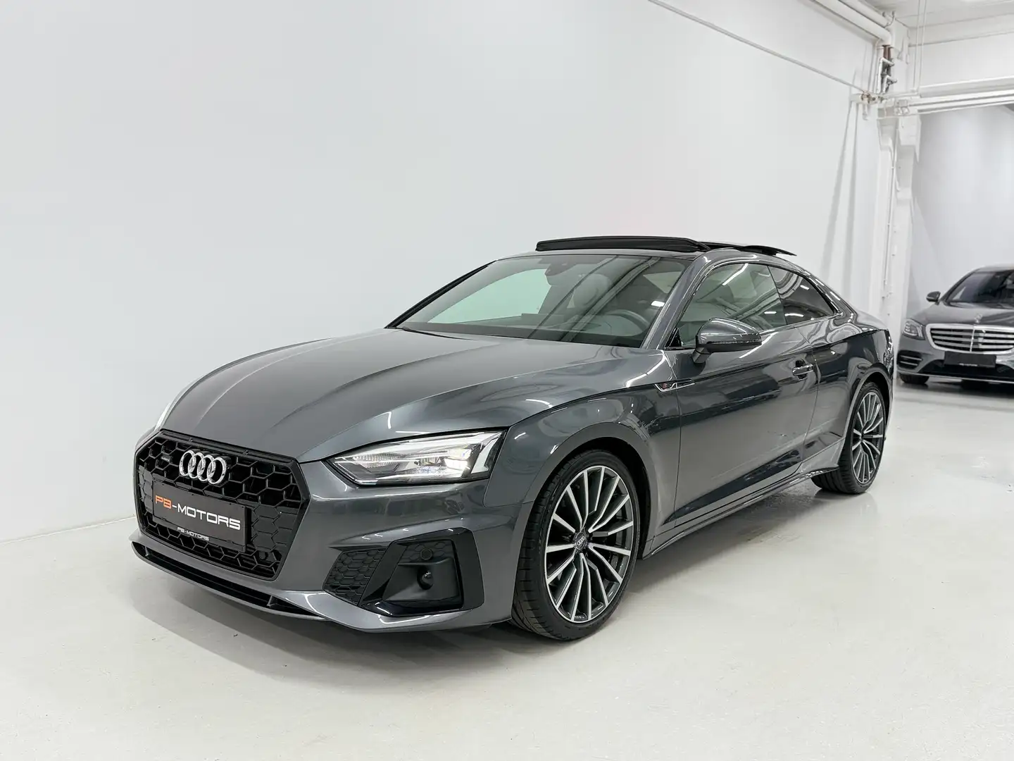 Audi A5 45 TFSI Quattro S-Line Panorama OP Schwarz RFK Grau - 2