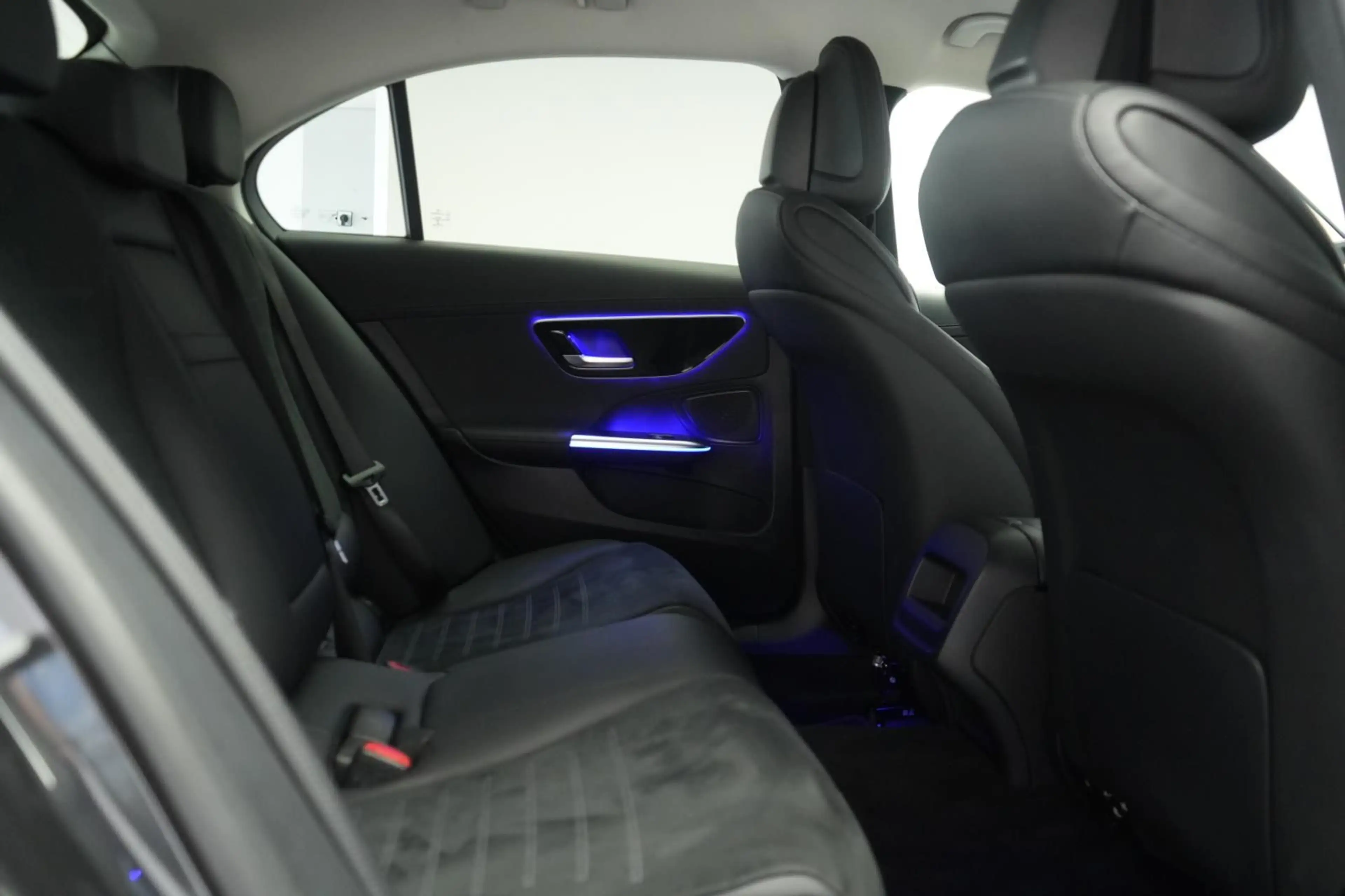 Mercedes-Benz C 220 d 9G-Tronic AMG Temp/AHK/Kamera/Virtual/La — photo 11