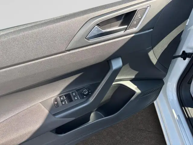 Volkswagen Taigo view 15