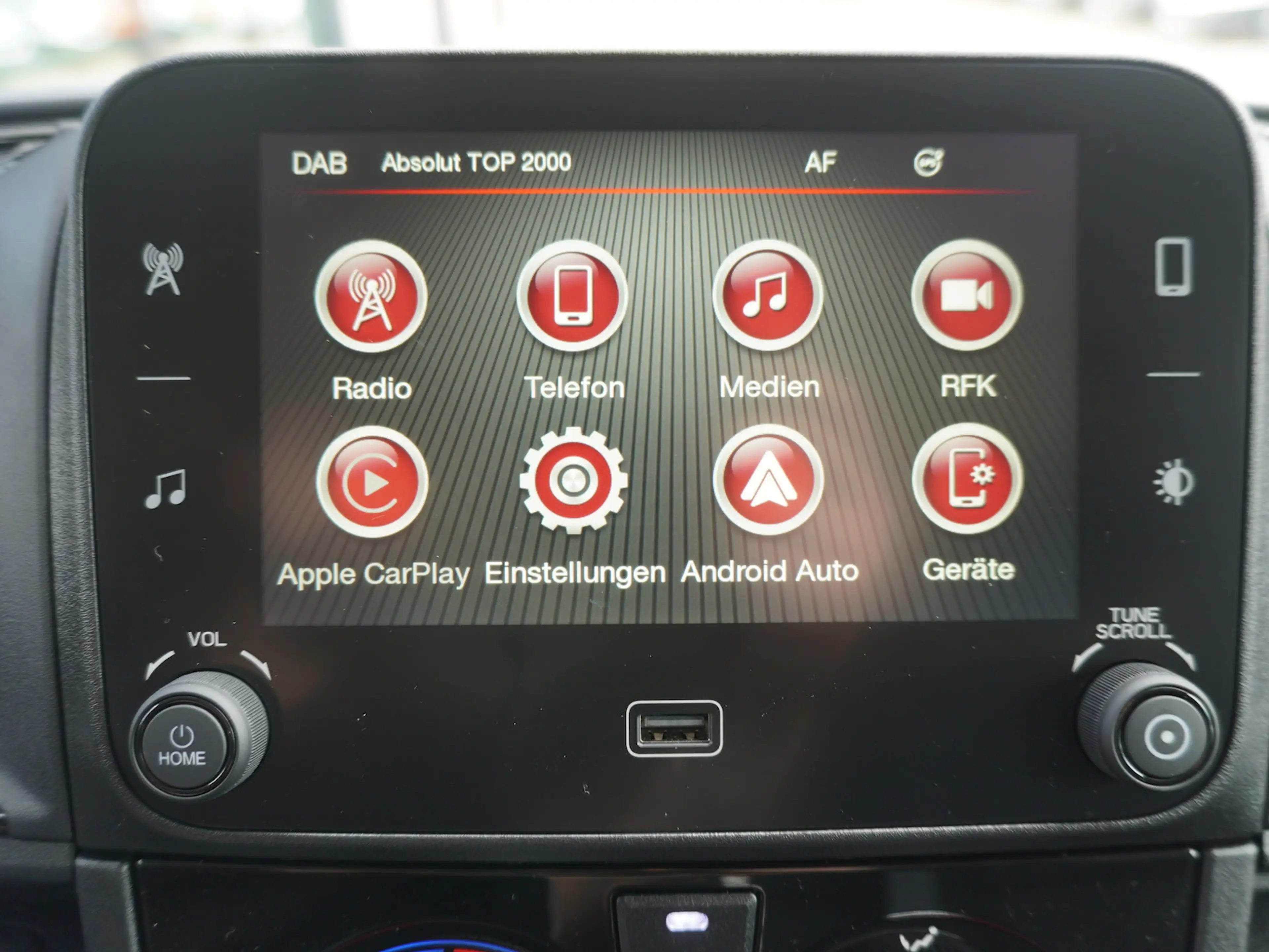 Fiat Ducato 33 L2H1 140 / Apple CarPlay + Kamera — photo 15