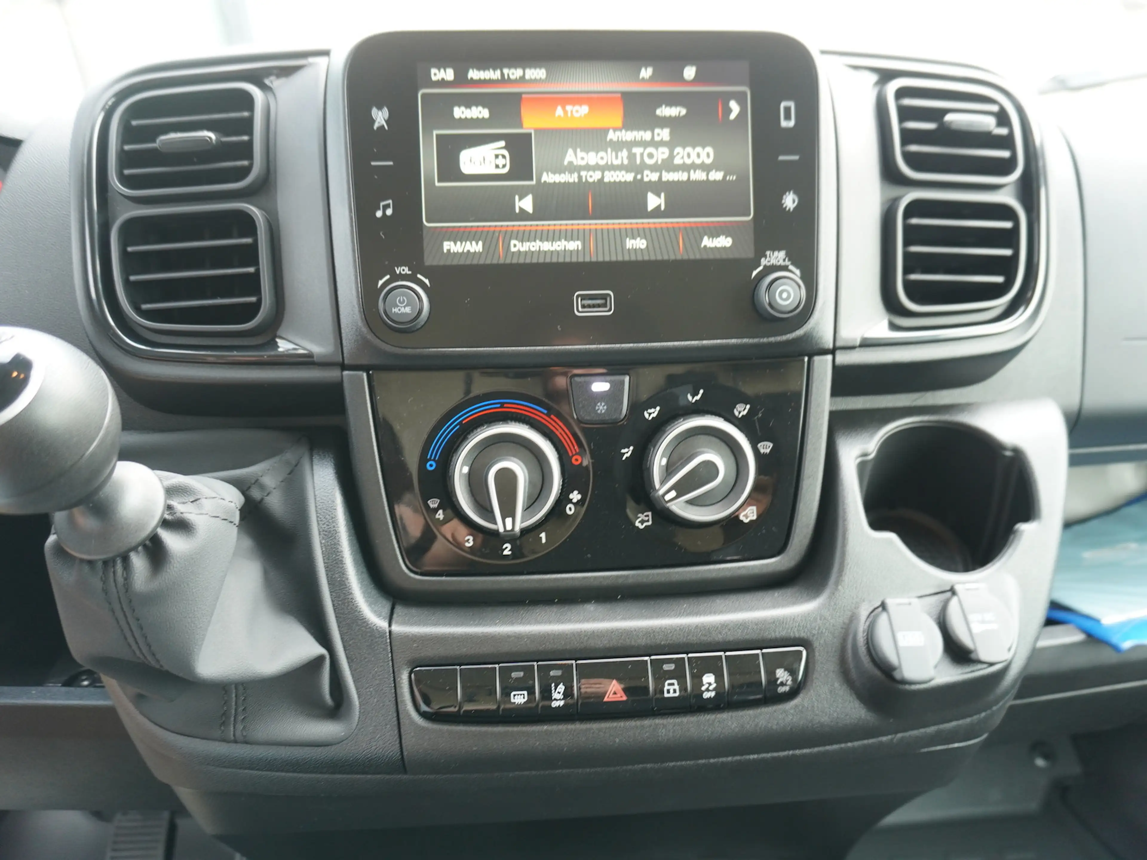 Fiat Ducato 33 L2H1 140 / Apple CarPlay + Kamera — photo 13