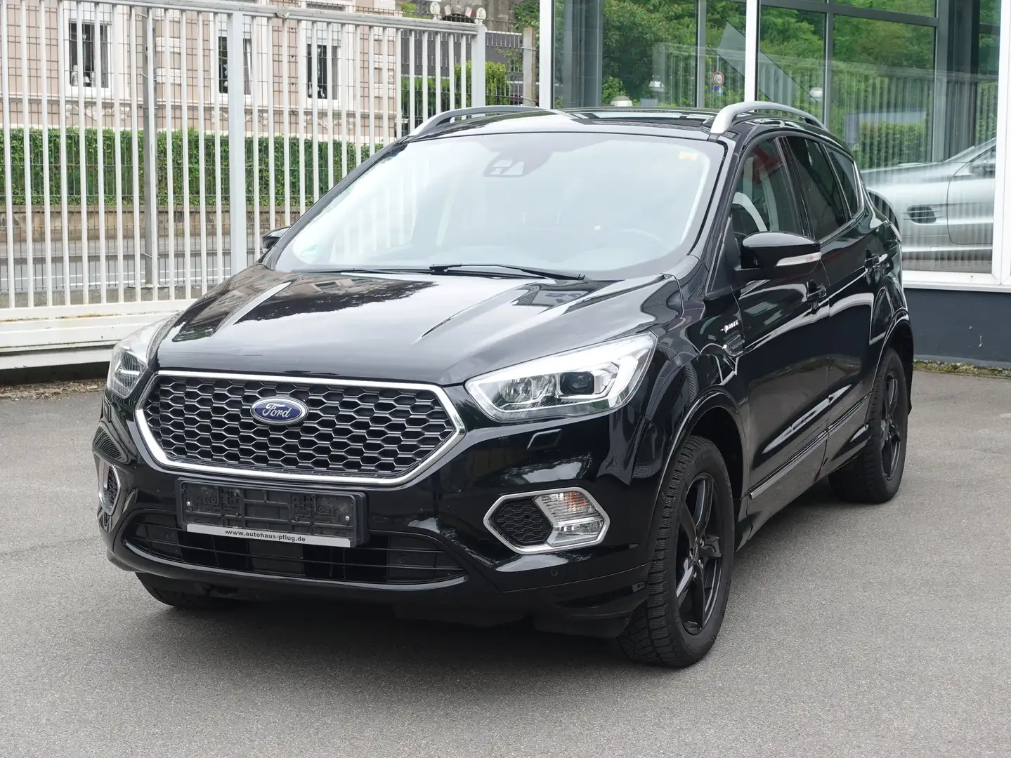 Ford Kuga Vignale Allrad Leder Navi AHK 1.Hand Schwarz - 1
