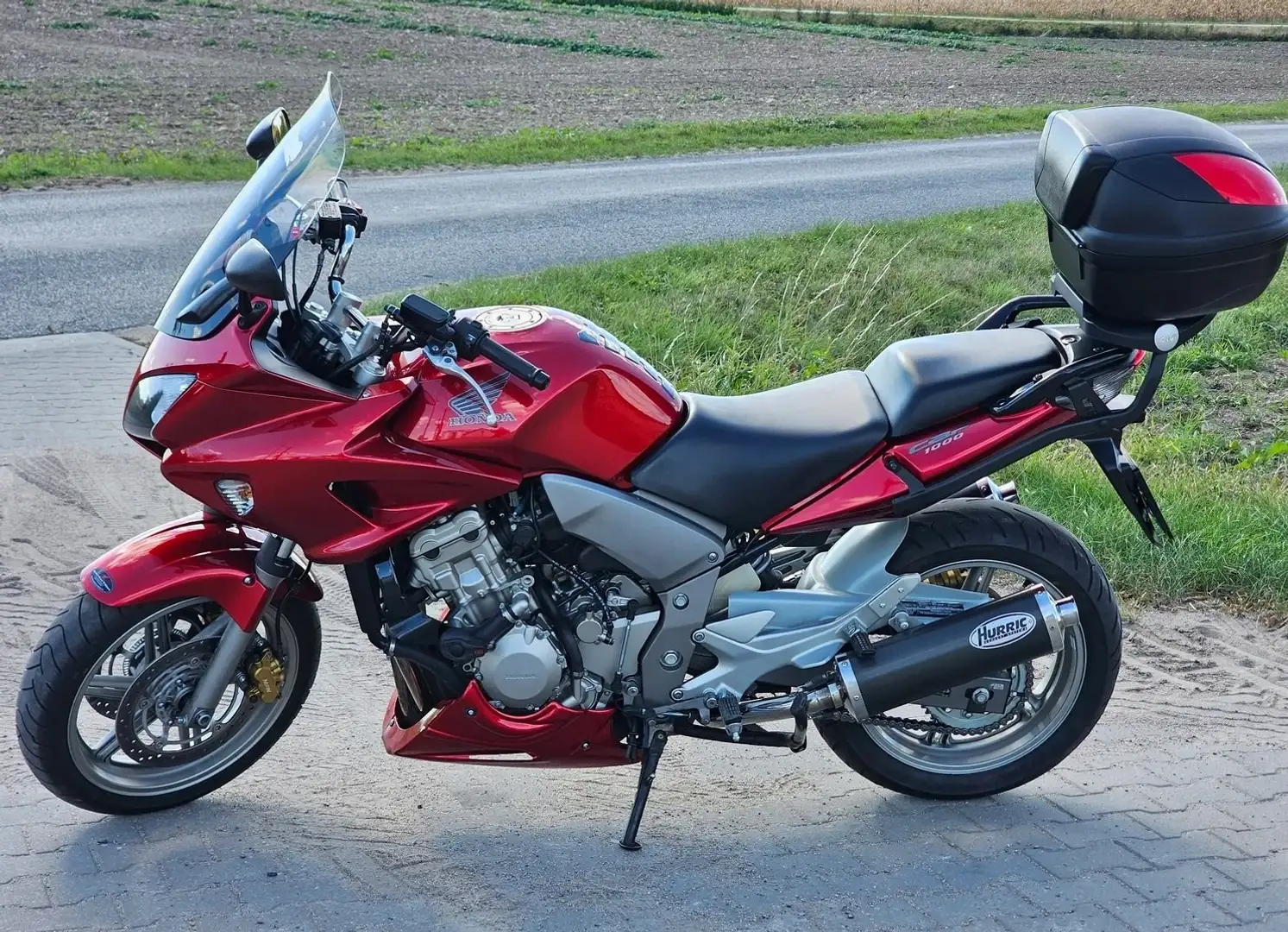 Honda CBF 1000 Червоний - 1