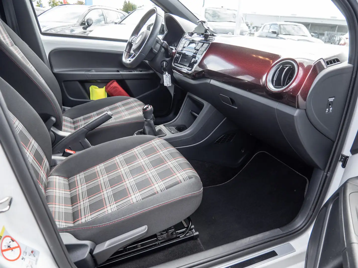 Volkswagen up! 1.0 TSI GTI KLIMA PDC SHZ RÜCKFAHRKAMERA Weiß - 2