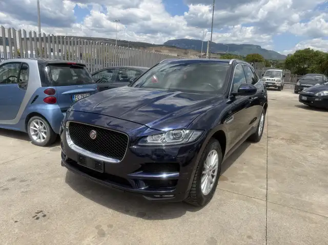 Jaguar F-Pace 2.0d Portfolio 180cv