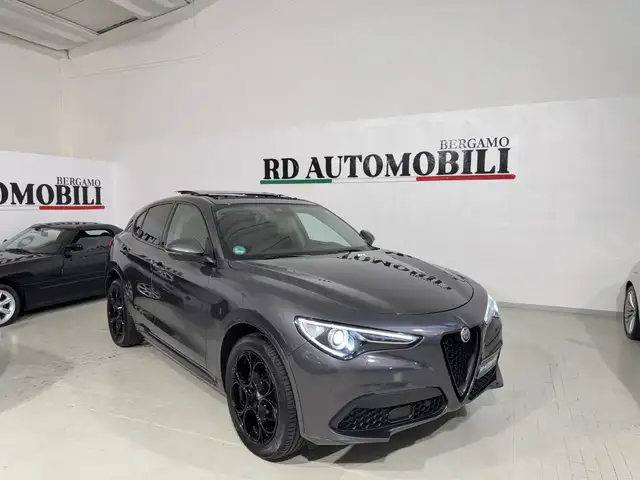 Alfa Romeo Stelvio Veloce Q4 210 CV GRIGIO VESUVIO+TETTO APRIBILE