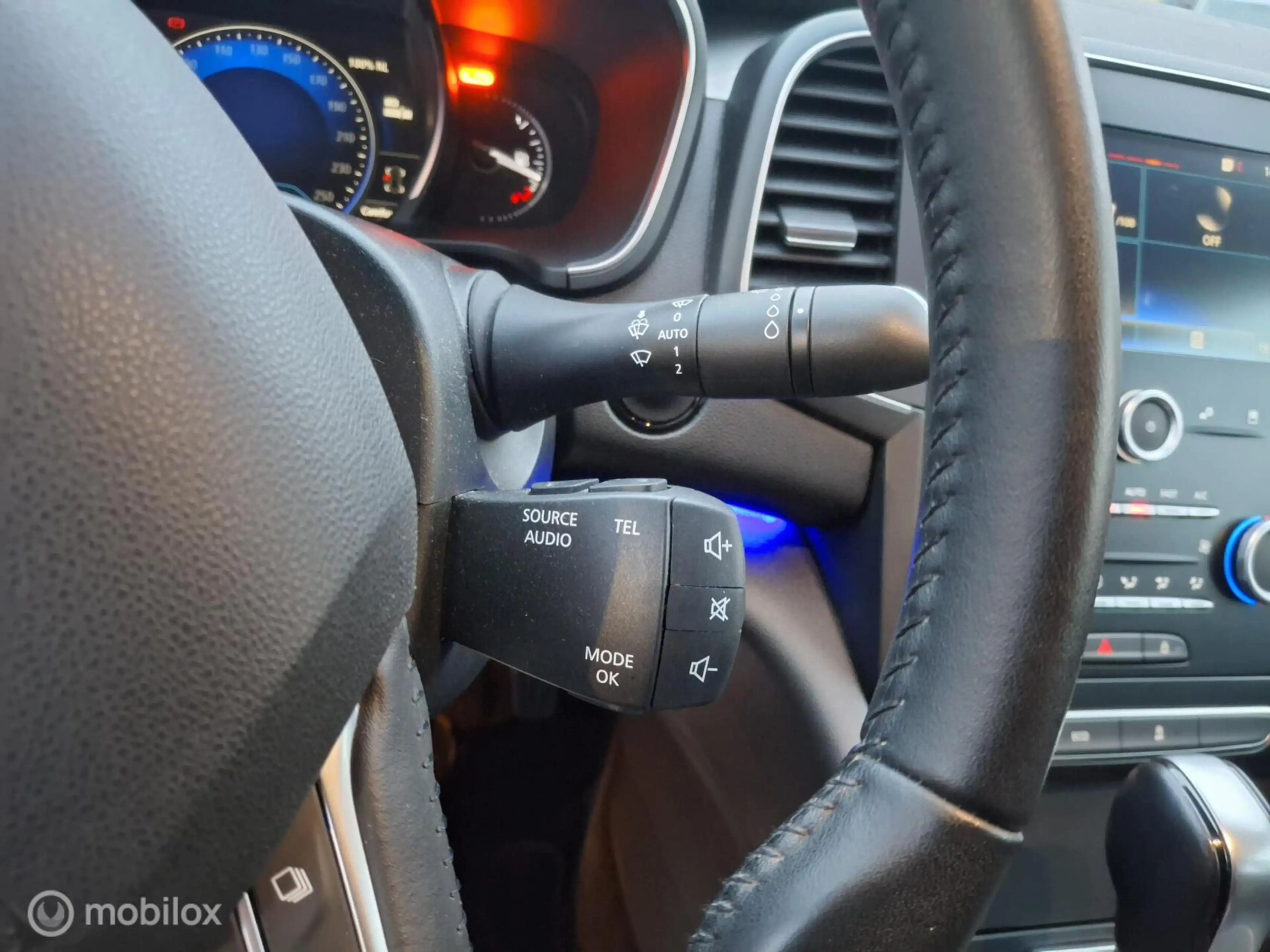 Renault Talisman 1.6 TCe Zen — photo 10
