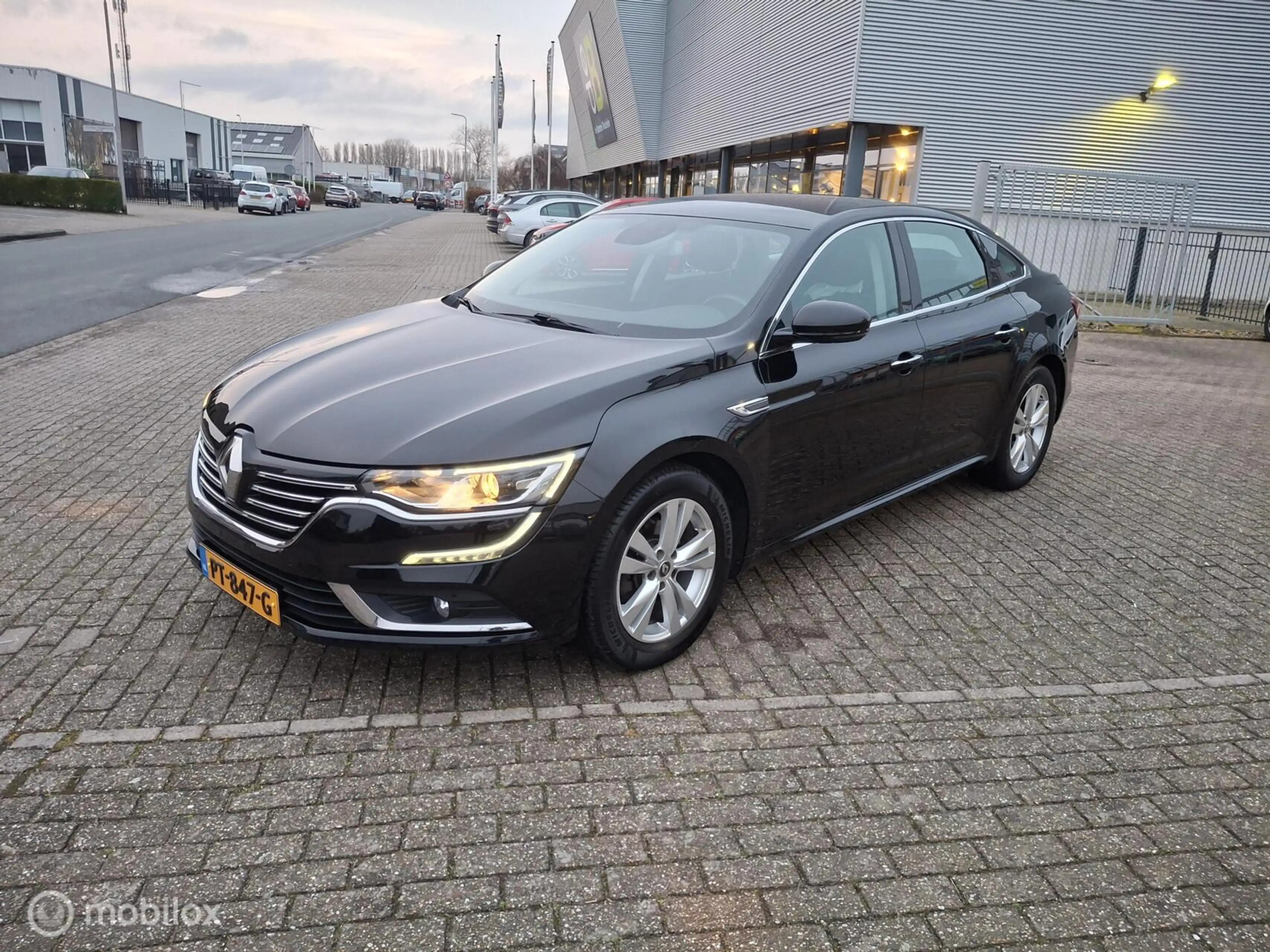 Renault Talisman 1.6 TCe Zen — photo 5