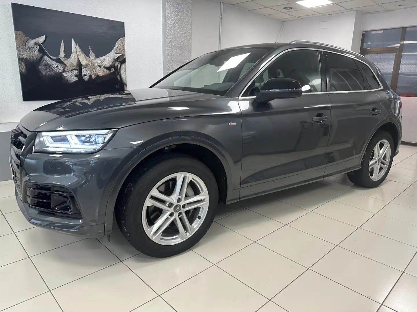Audi Q5 55 TFSIe S line quattro-ultra S tronic Gris - 1