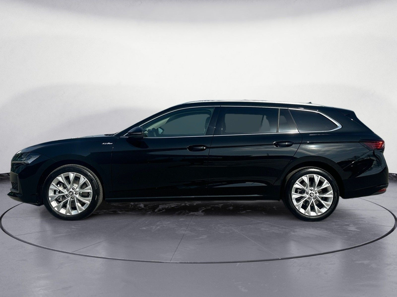 Skoda Superb Combi L&K 2,0 TDI 7-Gang-DSG 4x4 — photo 4