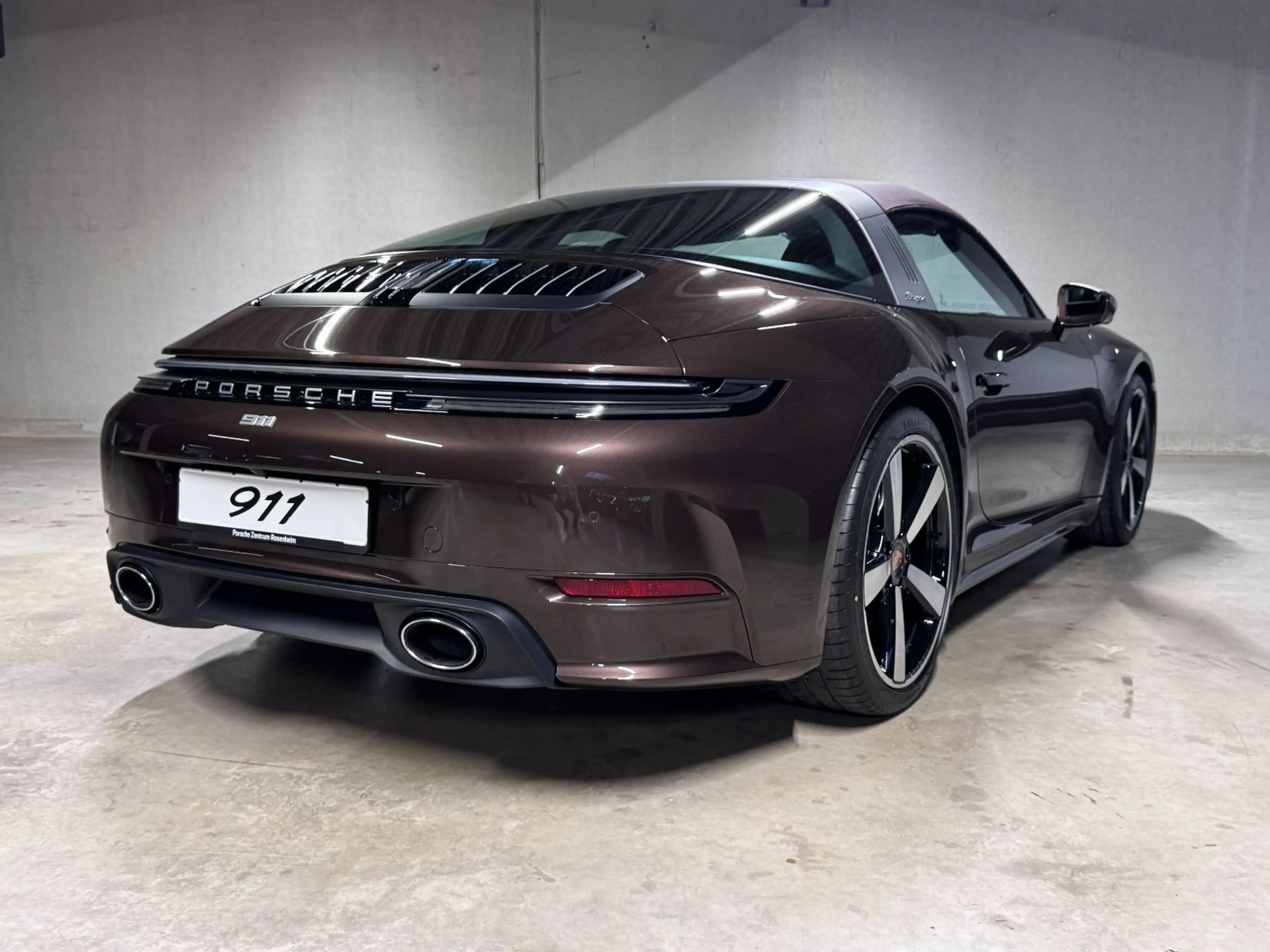 Porsche 992 (911) Targa 4S | PTS macadamia | Liftsystem — photo 6