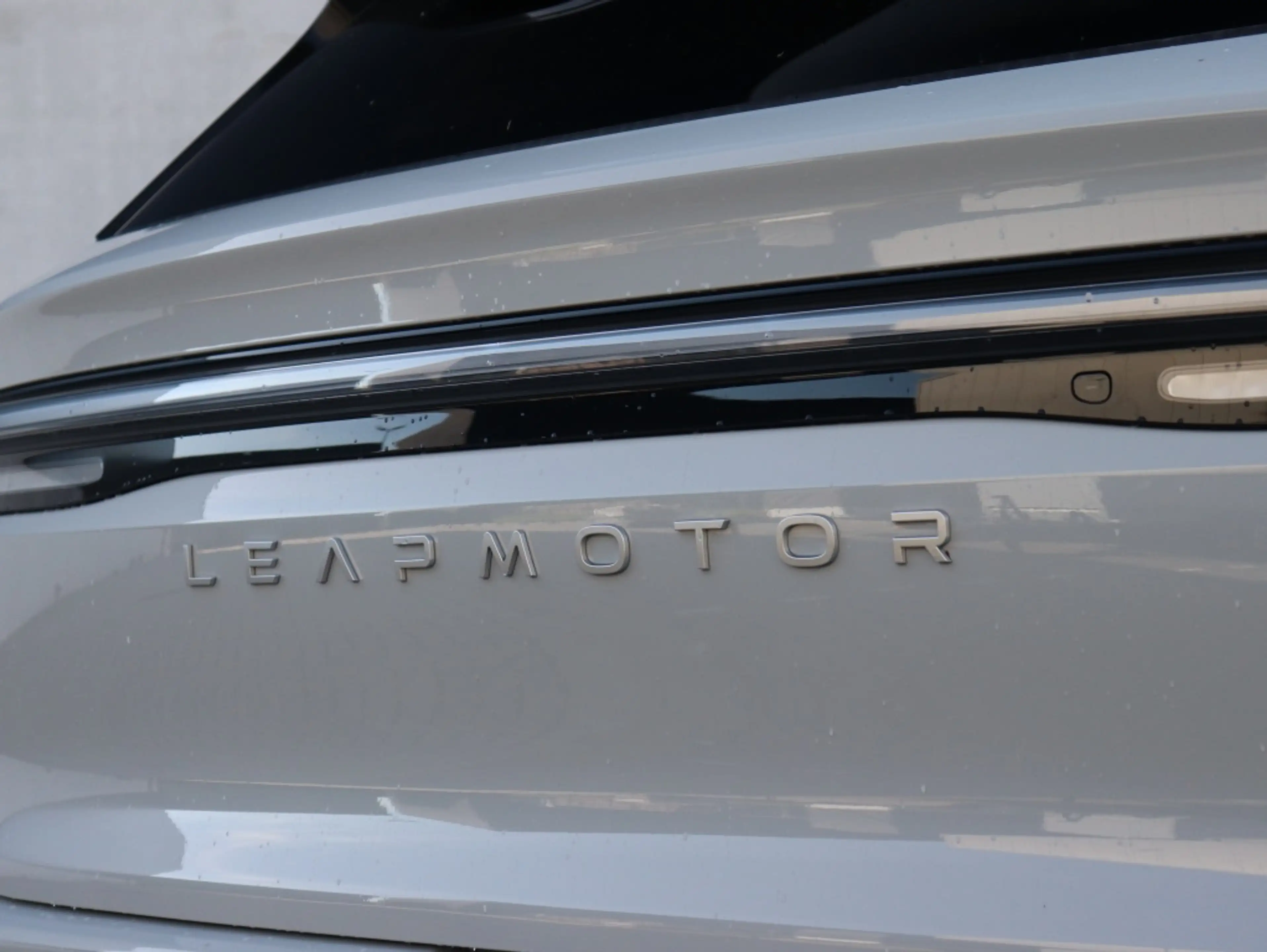Leapmotor C10 Design 81.9 kWh 300 PK | Glazen Dak | 360cam | Win — photo 14