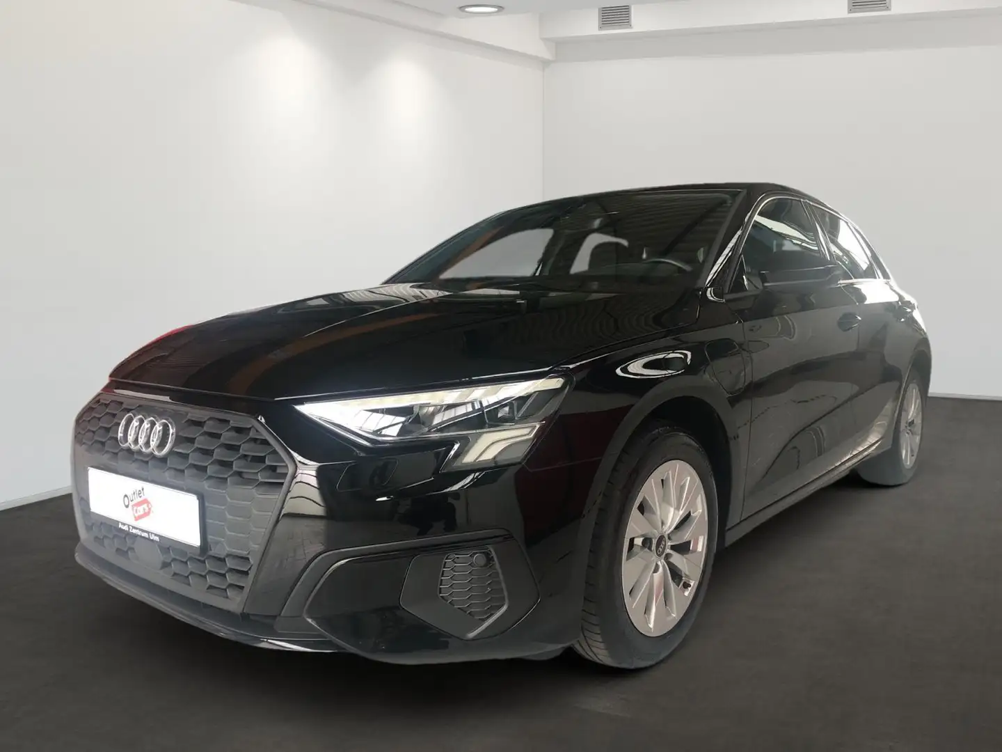 Audi A3 40 TFSI e BUSINESS NAV+ R-KAM B&O Noir - 2