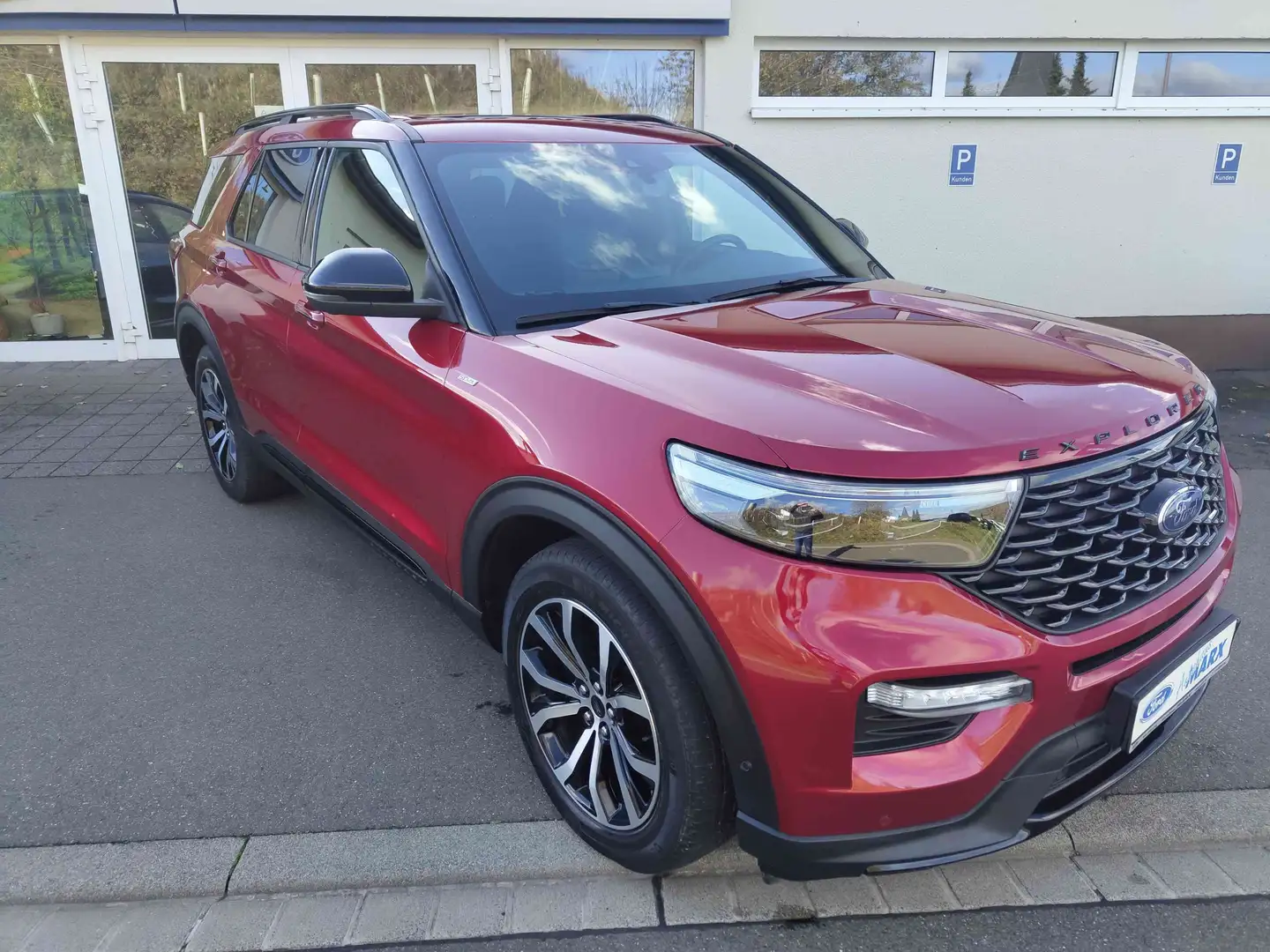 Ford Explorer ST-Line Plug-in-Hybrid 4x4 AHK Rouge - 2