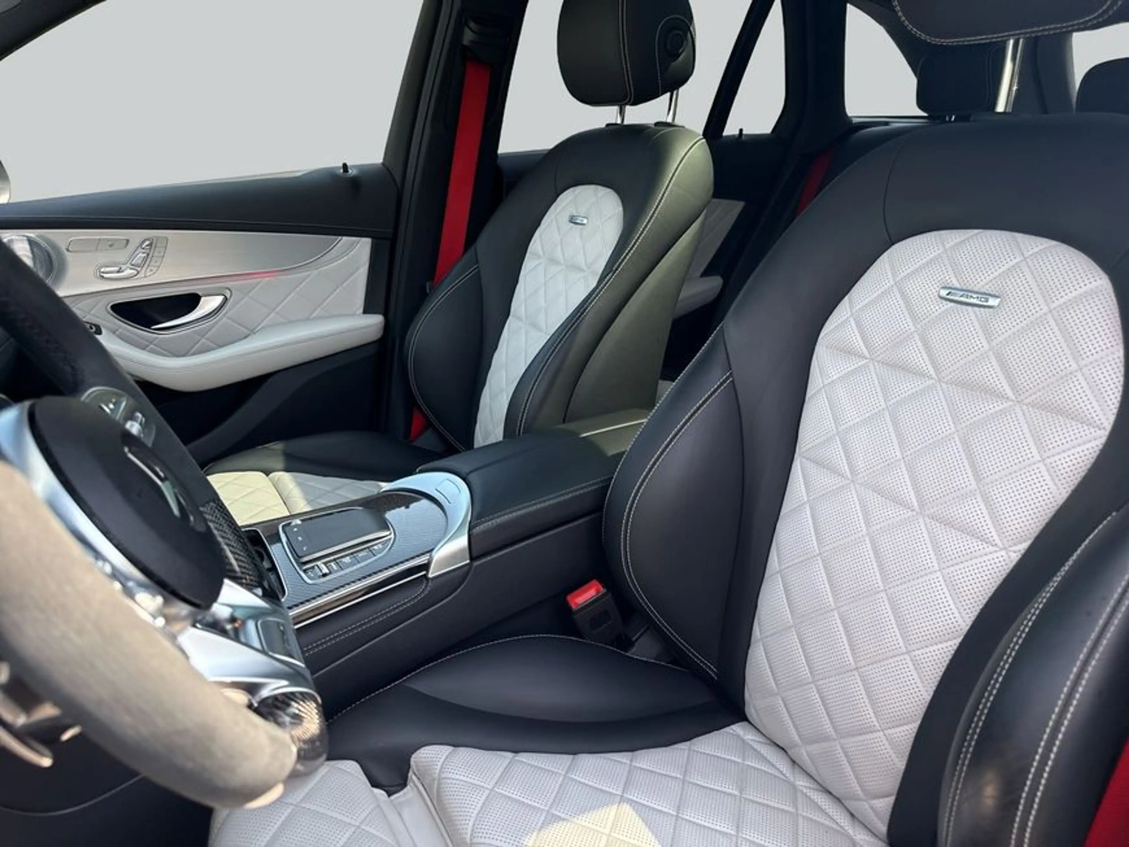 Mercedes-Benz GLC 63 AMG GLC — photo 10