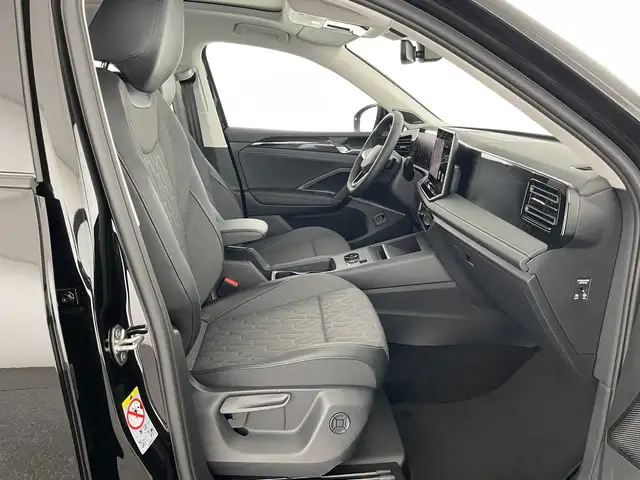 Volkswagen Tiguan view 10