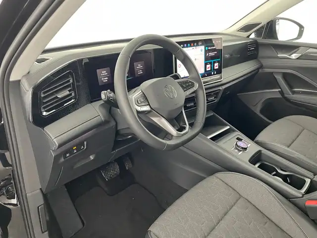 Volkswagen Tiguan view 8