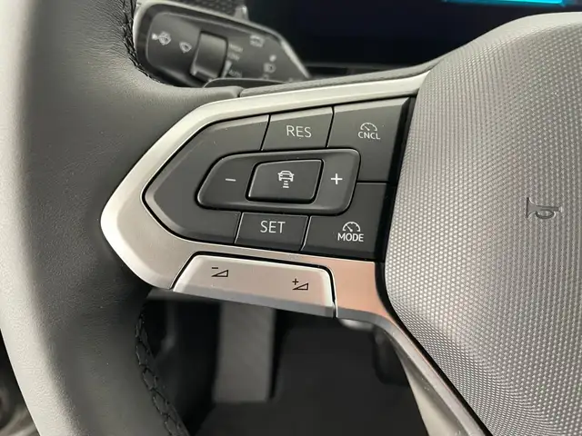 Volkswagen Tiguan view 15