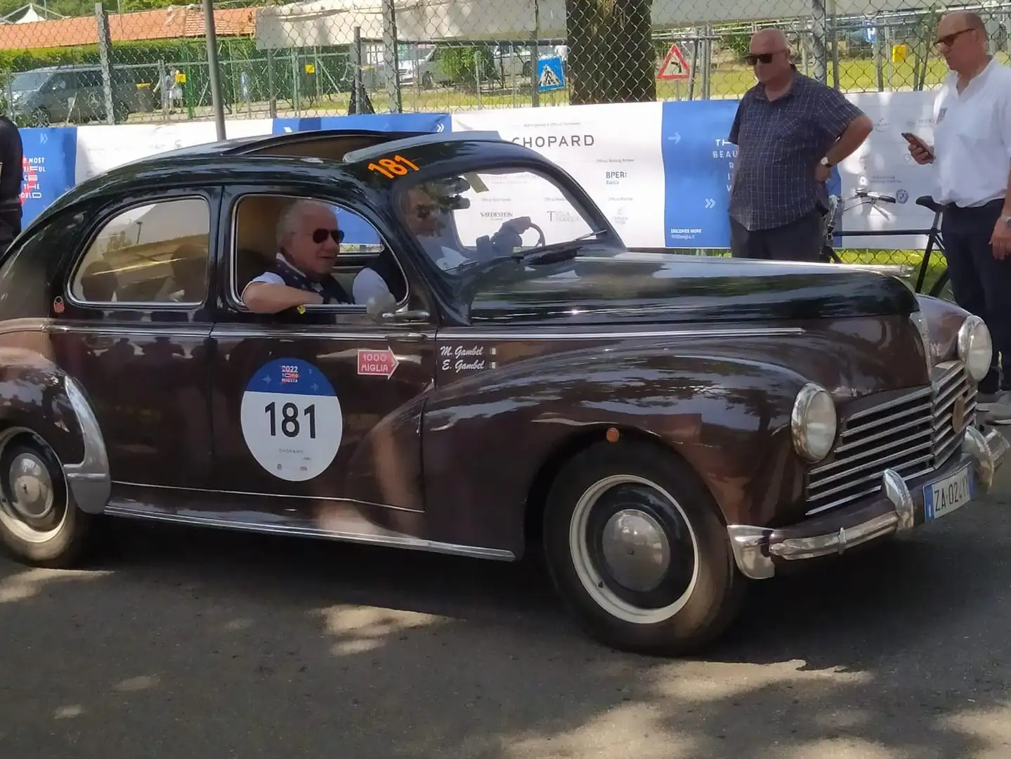 Peugeot 204 203 1300cc Negro - 2