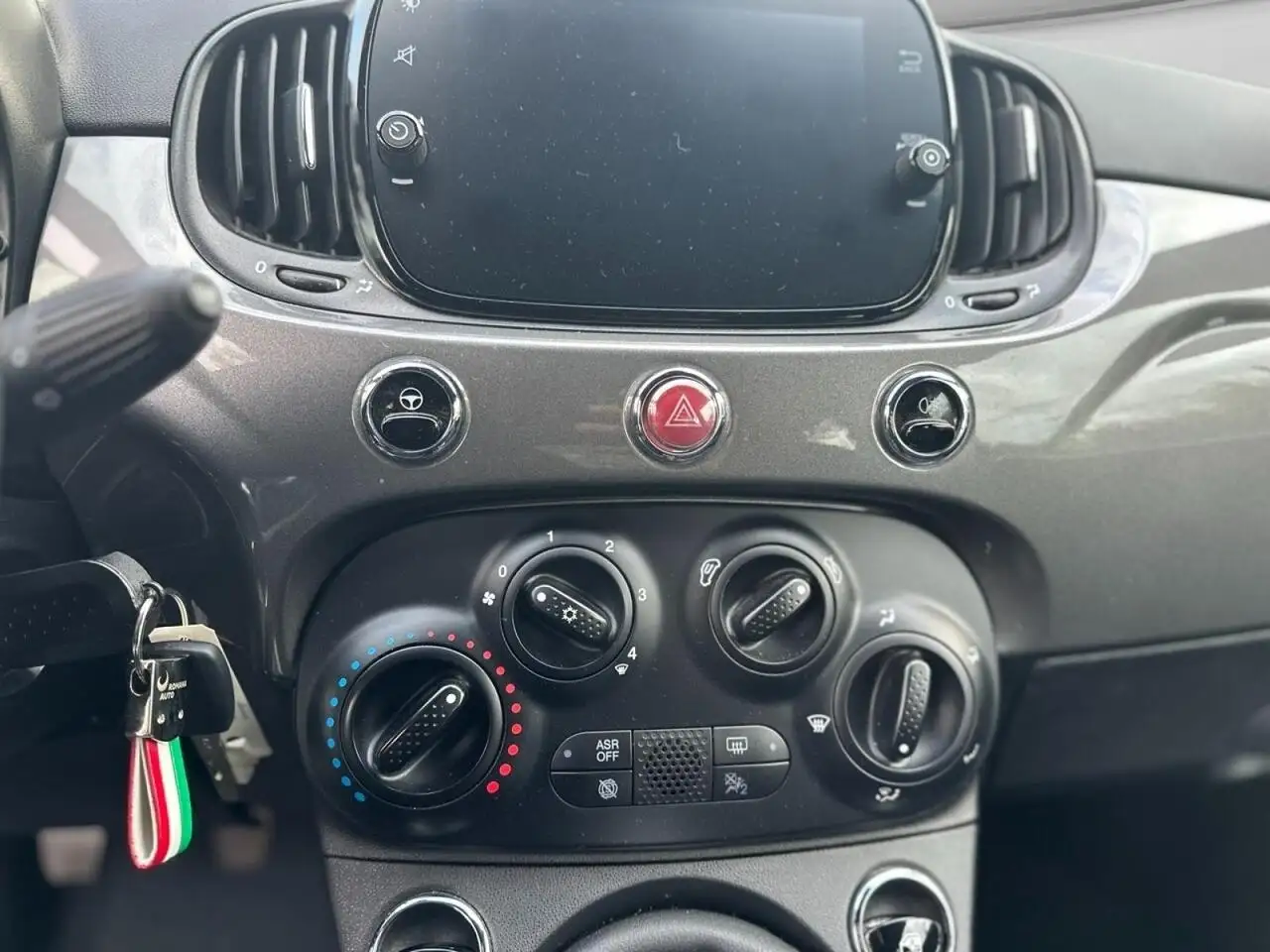 Fiat 500 1.0 FireFly Hybrid Cult, миниатюра 8