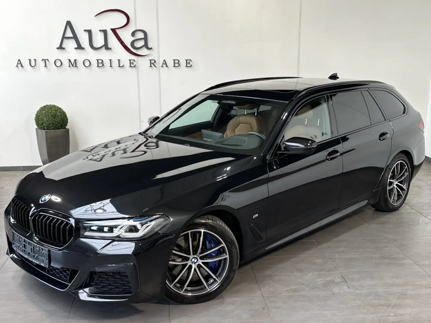 BMW 540 Touring xDrive M-Sport NAV+LASER+PANO+HEAD Negro - 2