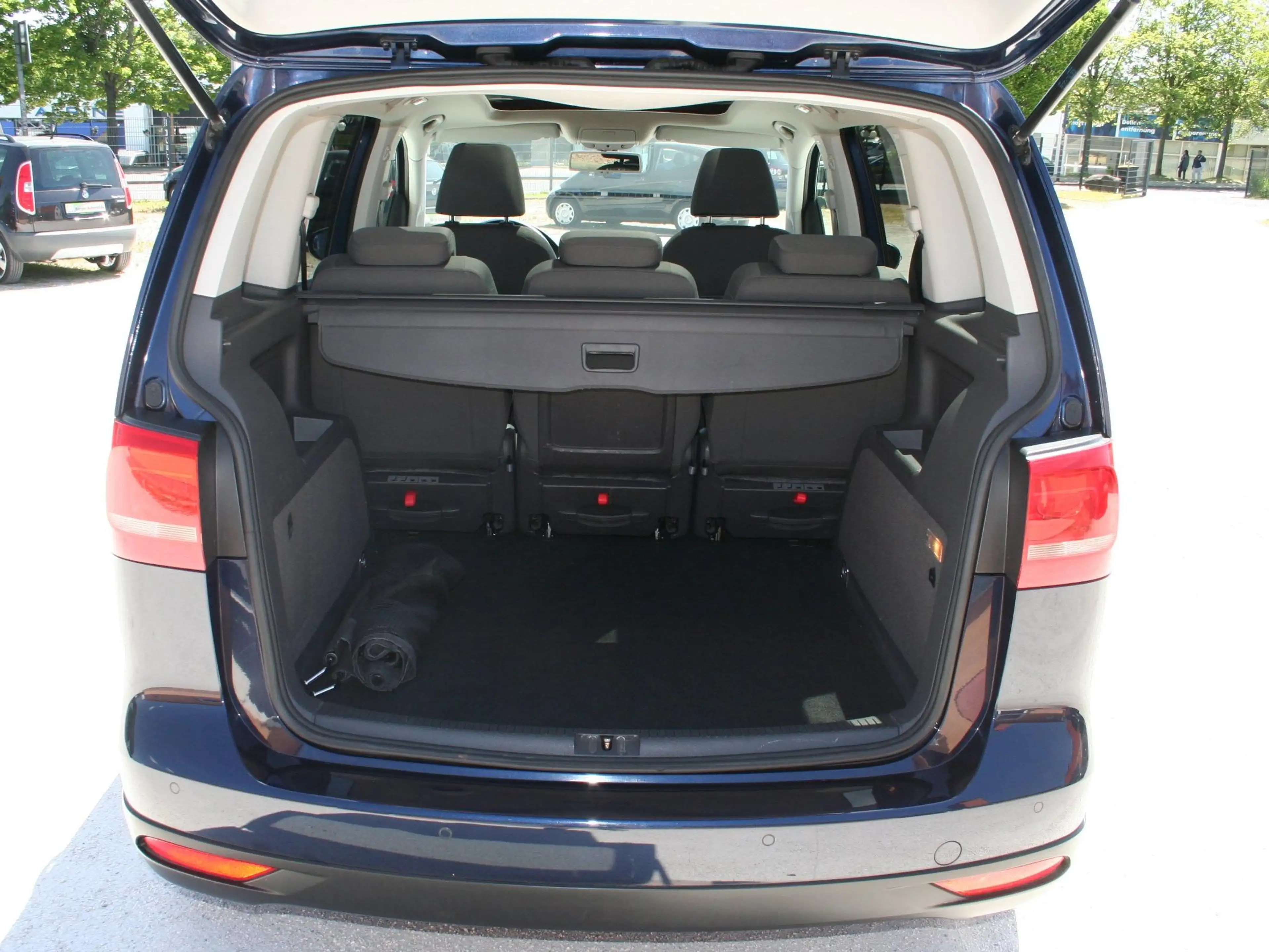 Volkswagen Cross Touran CrossTouran 2.0 TDI *Xenon*Pano*1.Hand* — photo 15