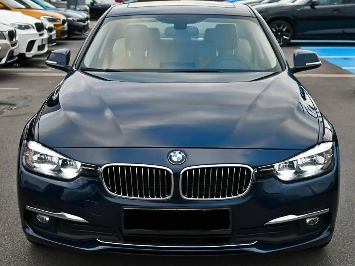BMW 320 320i Aut. Blau - 2