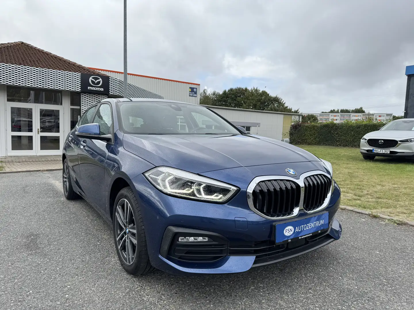 BMW 1er - 116 i Advantage  LED NAVI Einparkhilfe Bleu - 2