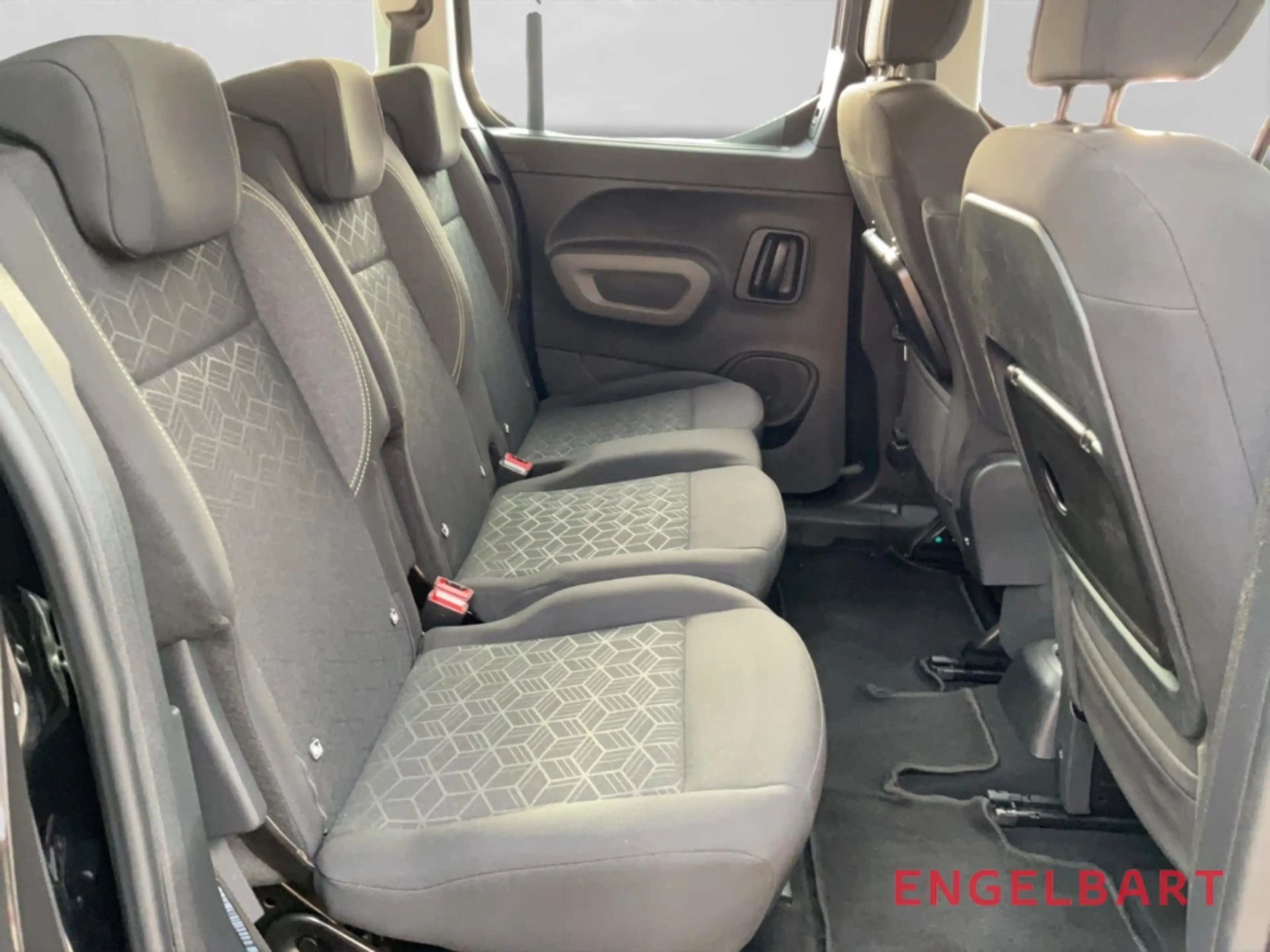 Peugeot Rifter Active L1 Dyn. Kurvenlicht Apple CarPlay Android A — photo 12