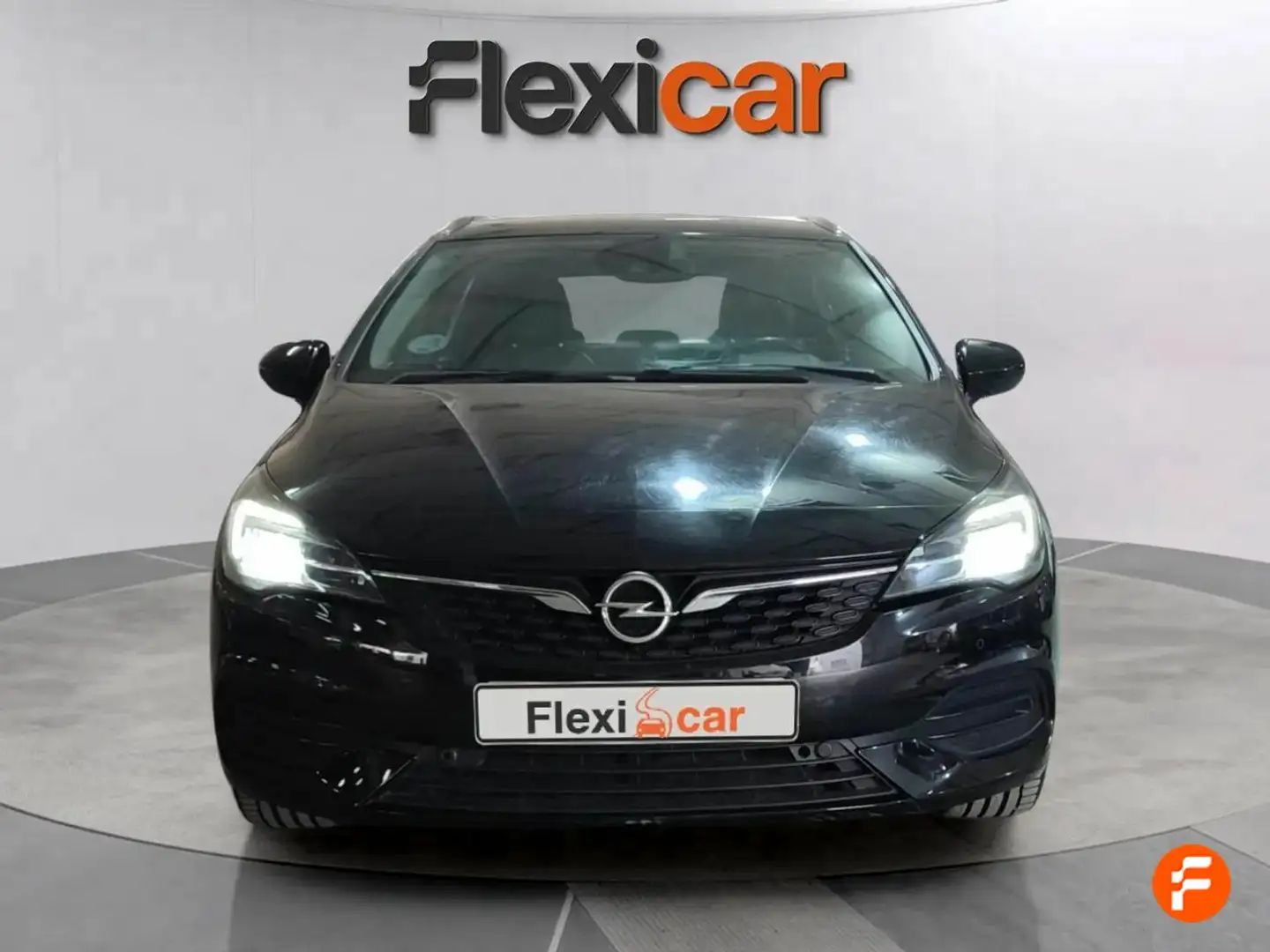 Opel Astra ST 1.2T S/S Business Elegance 130 Negro - 2
