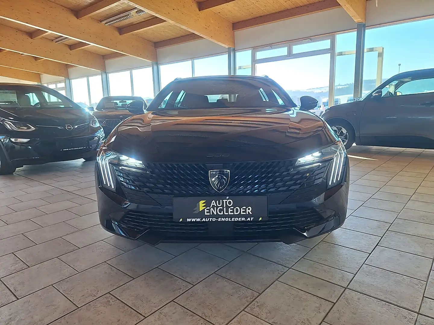 Peugeot 508 SW 1,5 BlueHDi 130 EAT8 Allure Aut. Blau - 2