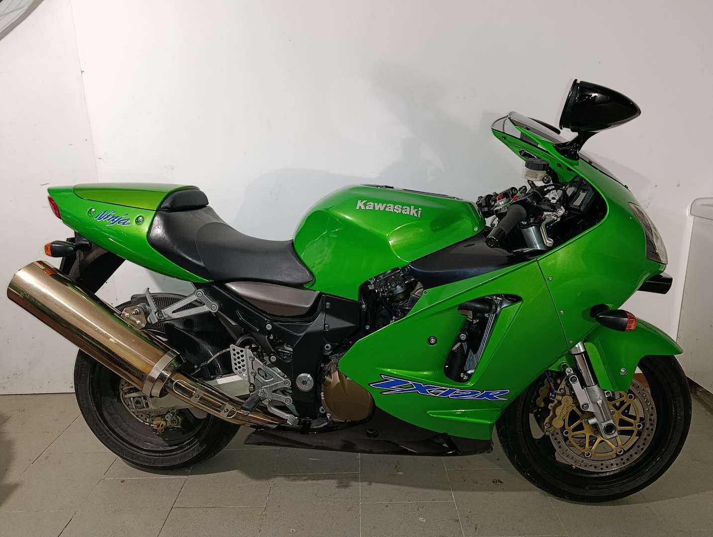 キロペイ Kawasaki Ninja ZX-12R usata a Rieti per € 5.000